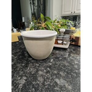 Bennington Potters Vermont Vintage 6.5 x 9" White glaze mixing bowl stamped 1877